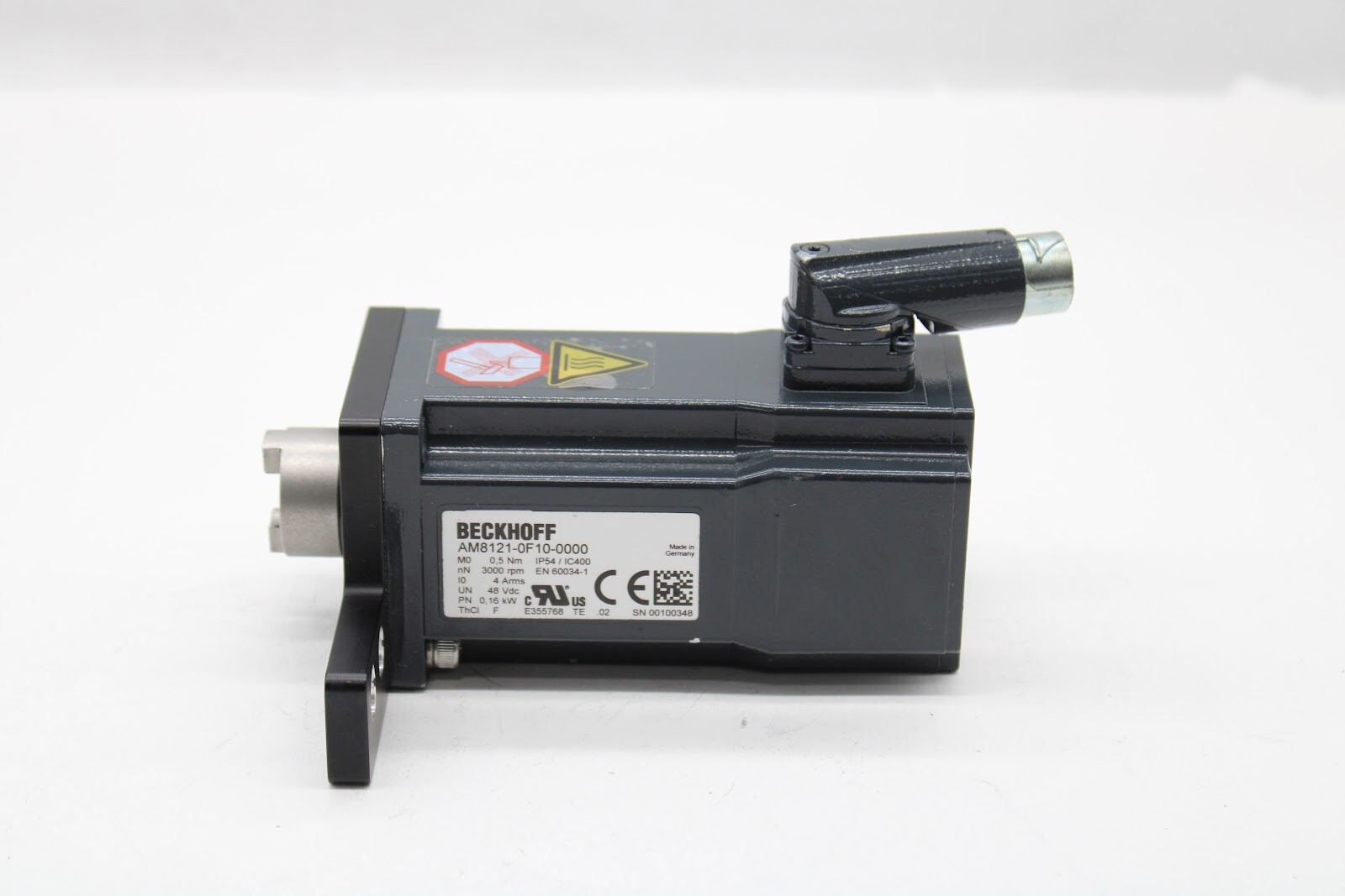 Beckhoff AM8121-0F10-0000 Servo Motor – No Cable