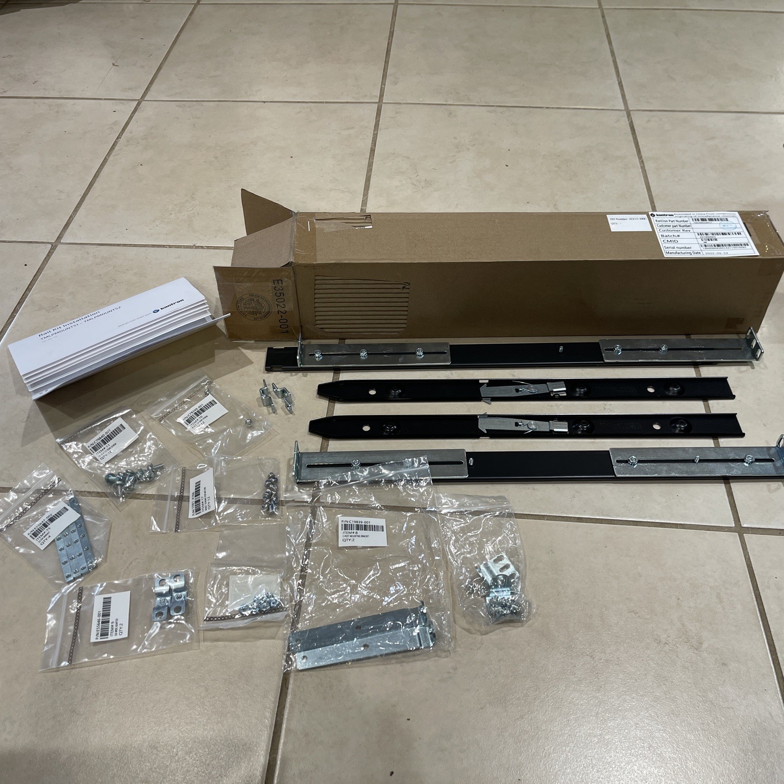 KONTRON -TMLPMOUNT51 – 4-post Rack Mounting Kit New Other