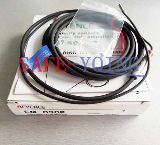1PC NEW Keyence EM-030P Proximity Switch Sensor