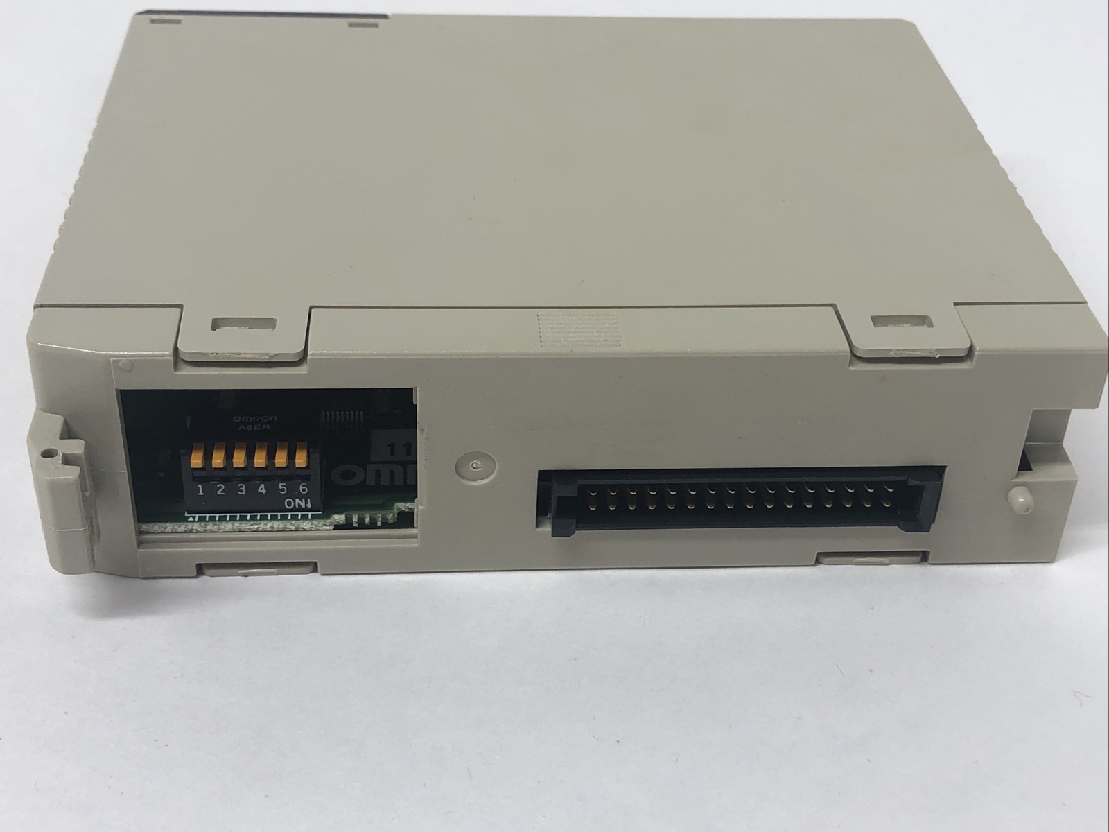 Omron C200H-MD501 Discrete I/O High Density Multiplex Module; C200HMD501