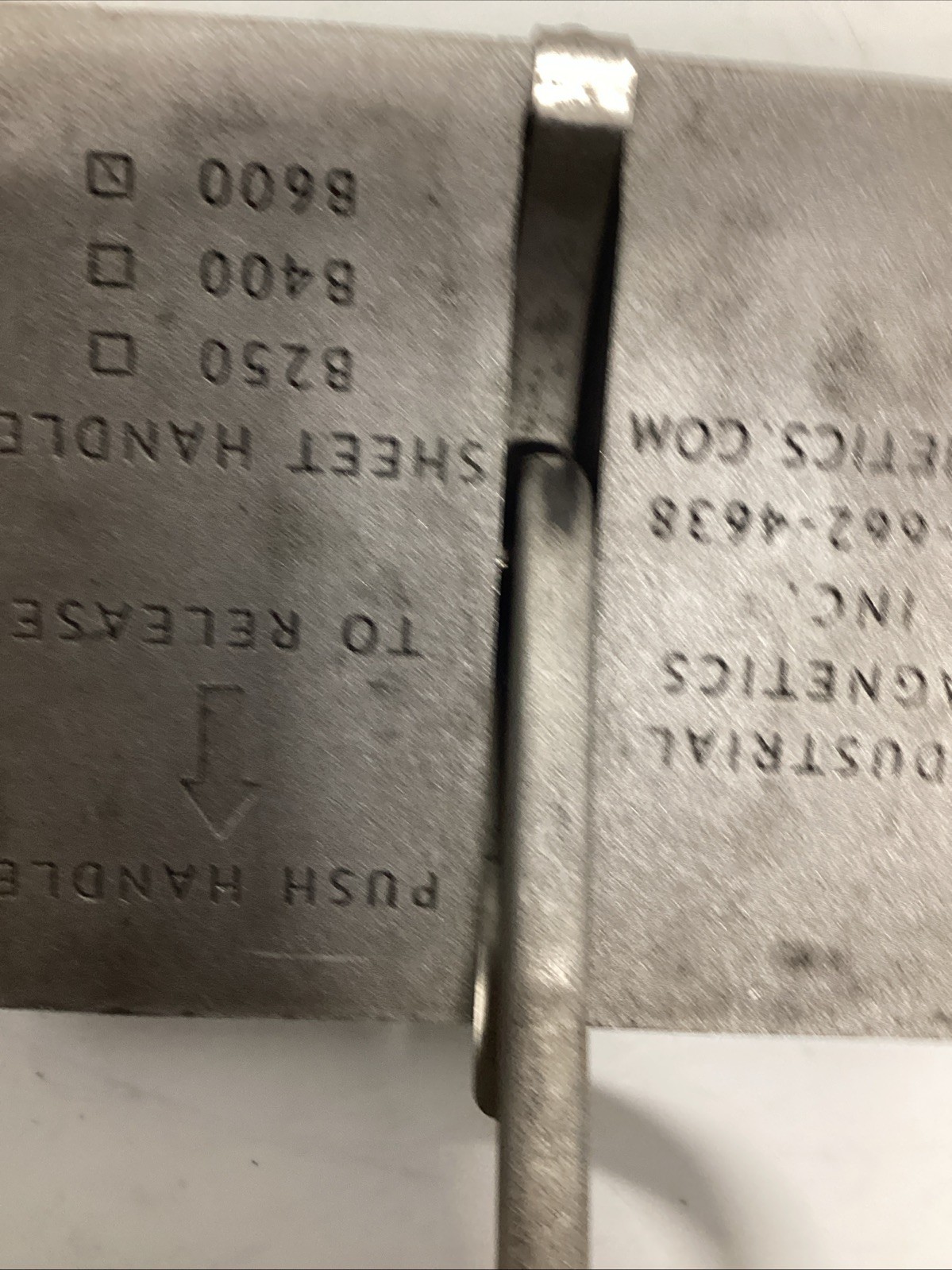 Mag-Mate B600 Lifting Magnet, 600 Lb Flat Steel Cap U-409S