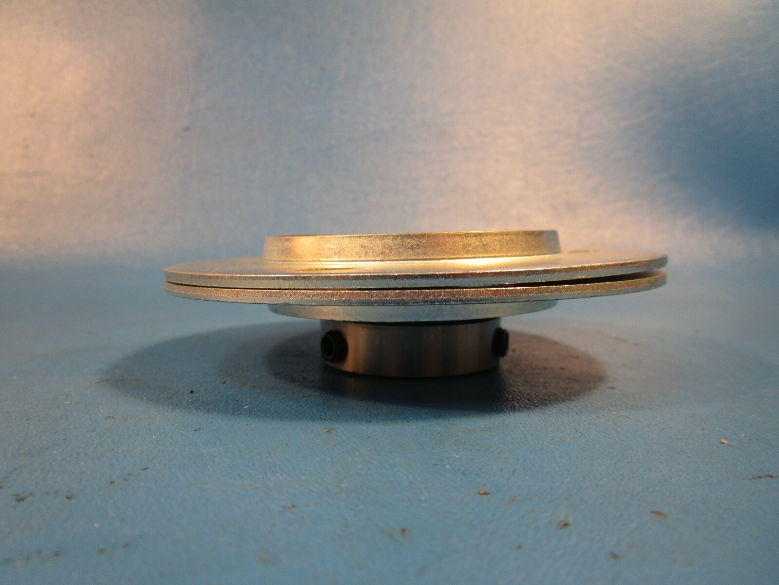 AMI BPF7-23, 3 Bolt Flange Unit, Set Screw Bearing Insert, 1 7/16 Bore