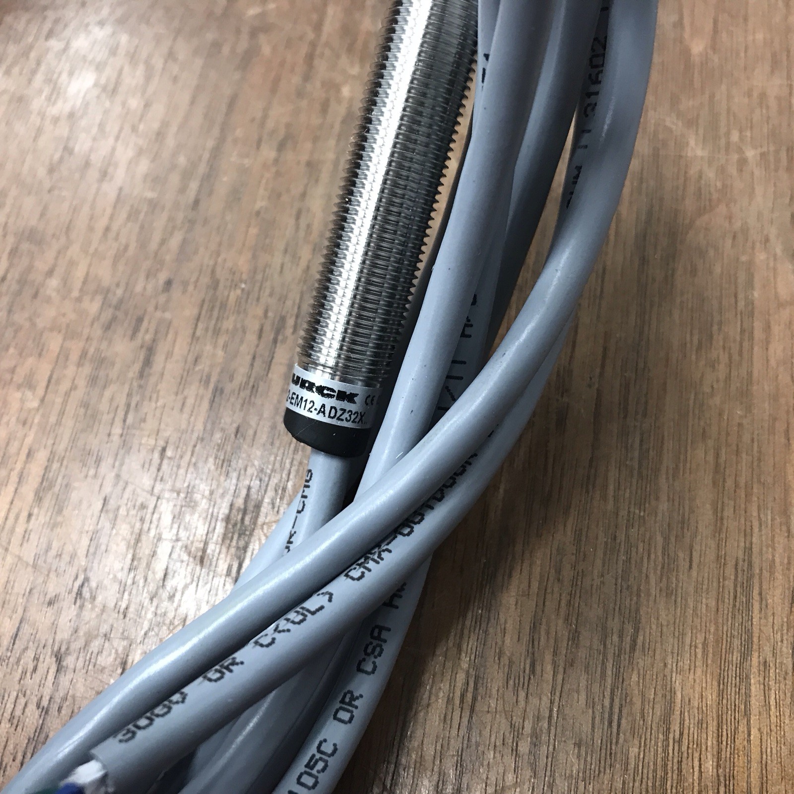 TURCK BI 2-EM12-ADZ32X INDUCTIVE SENSOR 20-250VAC 10-300VDC 4205092