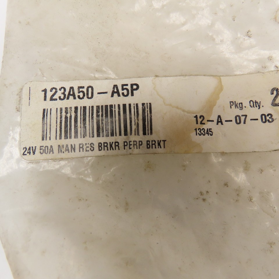 Eaton 123A50-A5P 12/24V 50A Circuit Breaker Lot Of 2