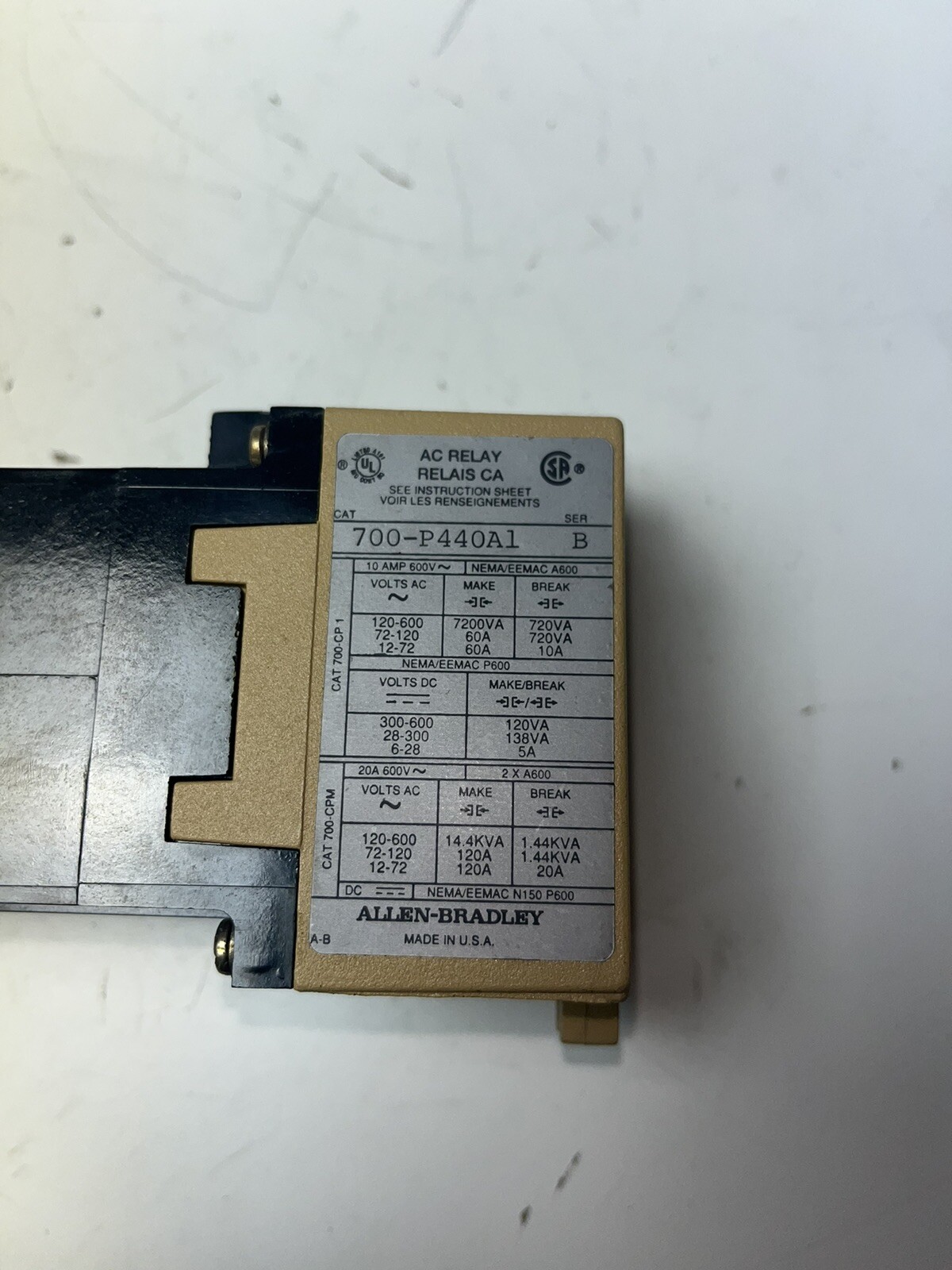 New ALLEN-BRADLEY 700-P440A1 TYPE P CONTROL RELAY. 115-120V 60HZ / 110V 50HZ New