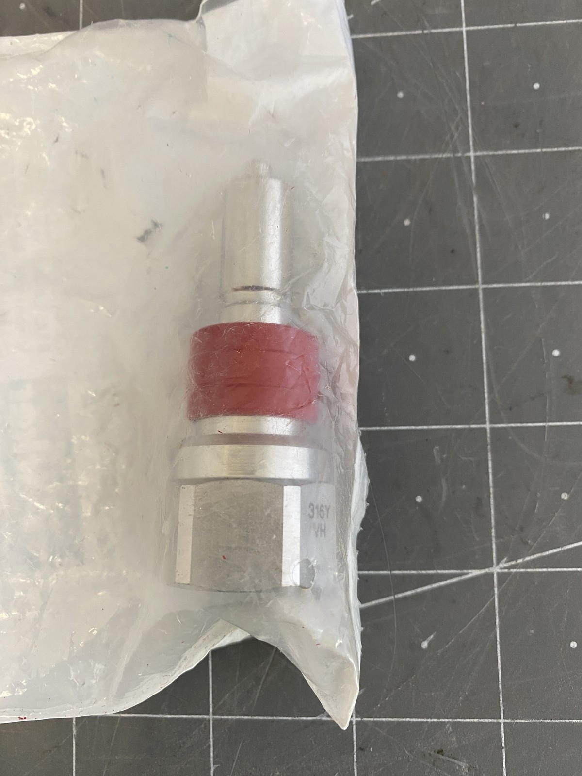 Parker Quick Disconnect Tube Fitting PN: 8F-Q8VY-SS