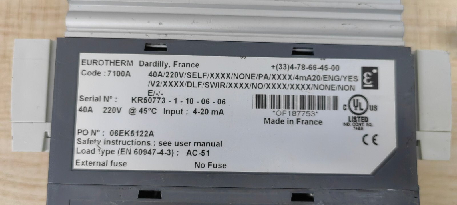 EUROTHERM 7100A 40A/220V/SELF/XXXX/NONE/PA/XXXX/4MA20/ENG/YES/V2/XXXX/DLF/SWIR