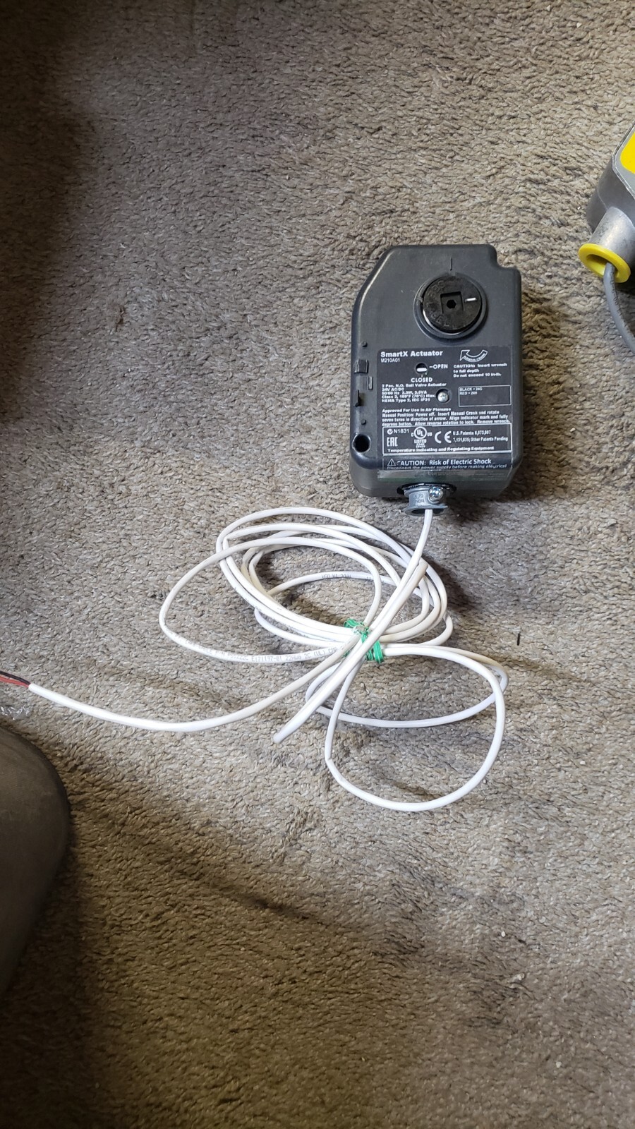 NEW Schneider Electric Smart XActuator M210A01 / 2-Position Actuator # M210A01