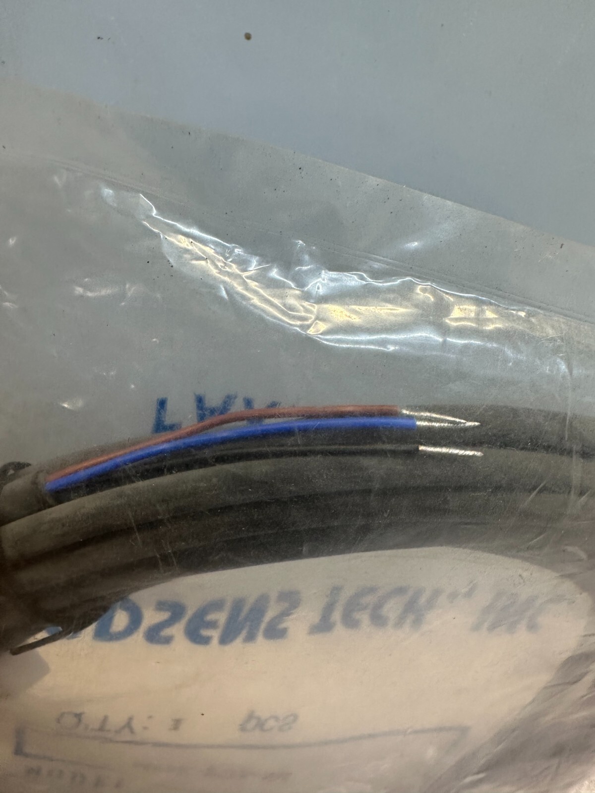 NEW ADSENS TECH MODEL M83R-PUR-5M, 3-PIN SWITCH CONNECTOR. FREE SHIPPING.
