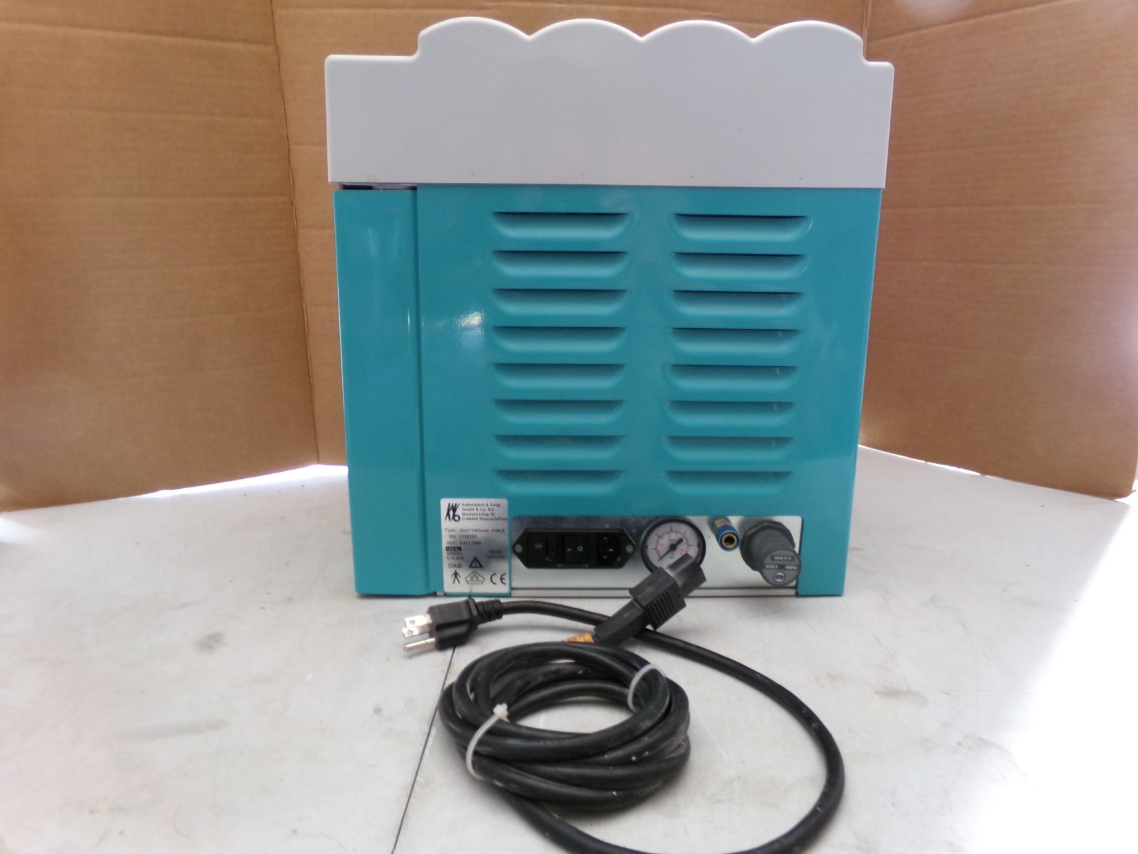 KAVO QUATTROCARE 2104A DENTAL HANDPIECE LUBRICATION CLEANING SYSTEM