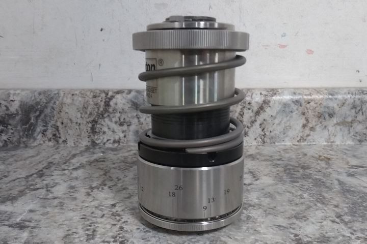 Dayton 6PNZ4 1.250-12 Input Thread Size 8 to 34 Lb-In Magnetic Capping Headset