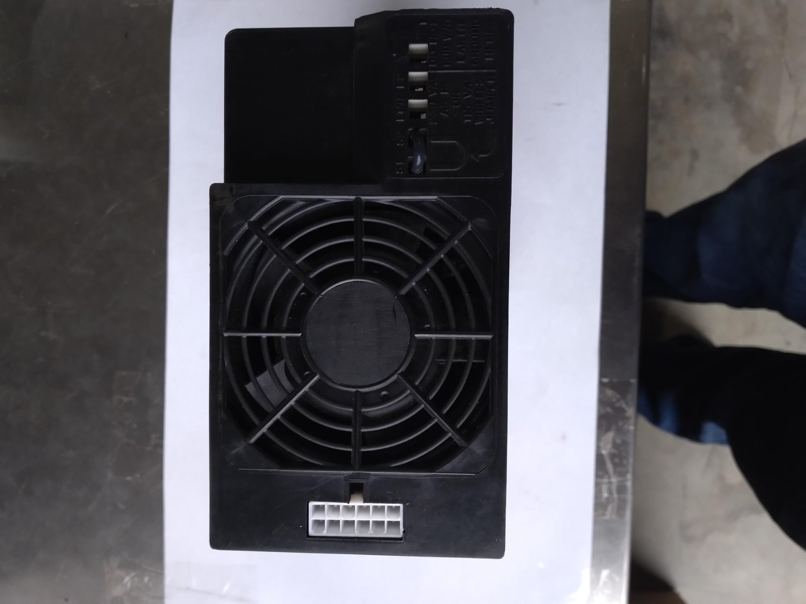 VICOR MINI MEGAPAC MM4-14588 115-230VAC 25/15A 47-500HZ