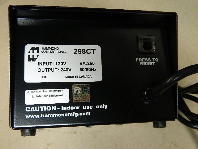 Hammond 298CT Toroidal Isolation Step-Up Transformer 120V to 240V 250VA