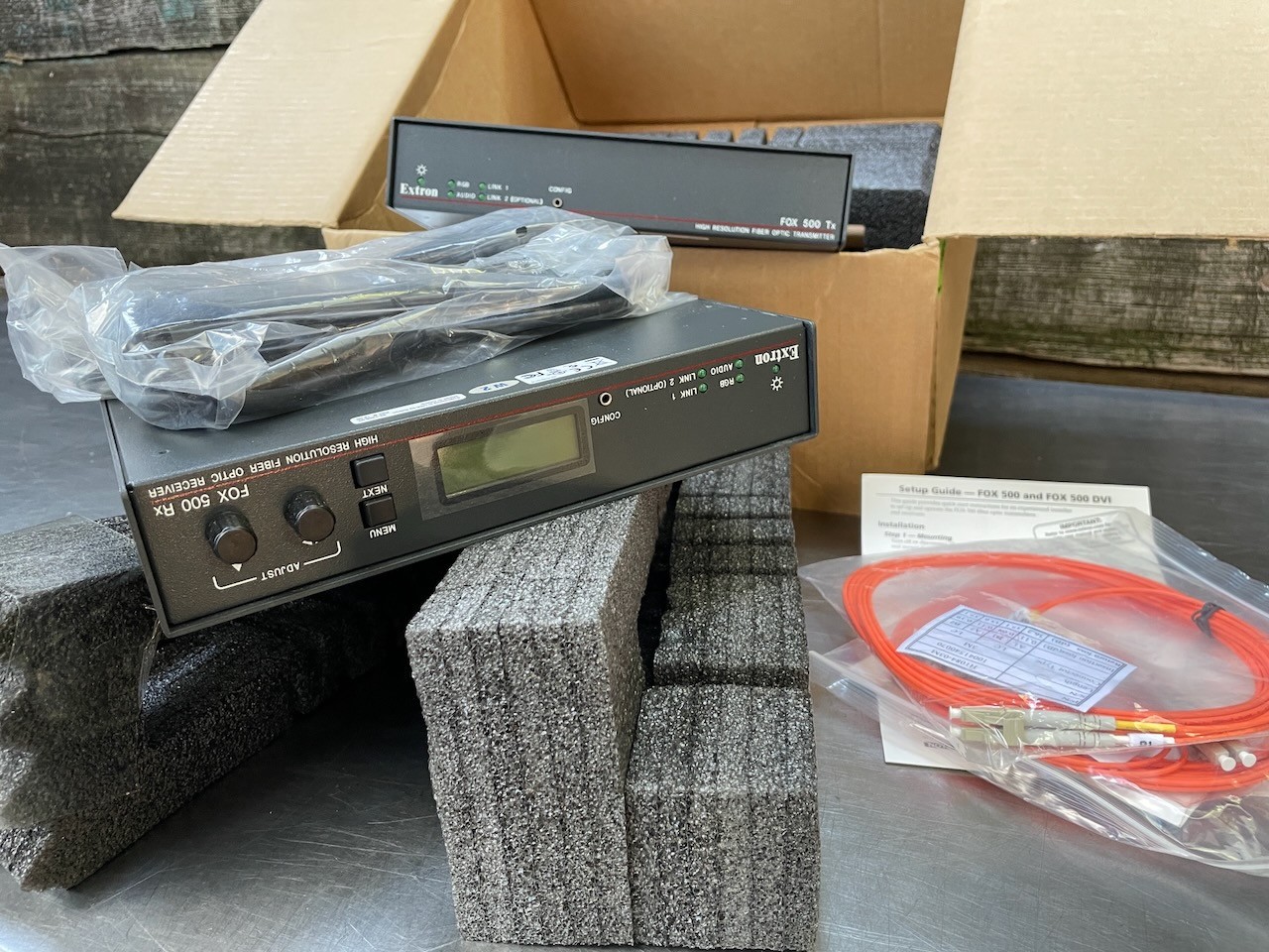 Extron Electronics Fox 500 Tx & Rx Fiber Optic Transmitter with Accessories NIB