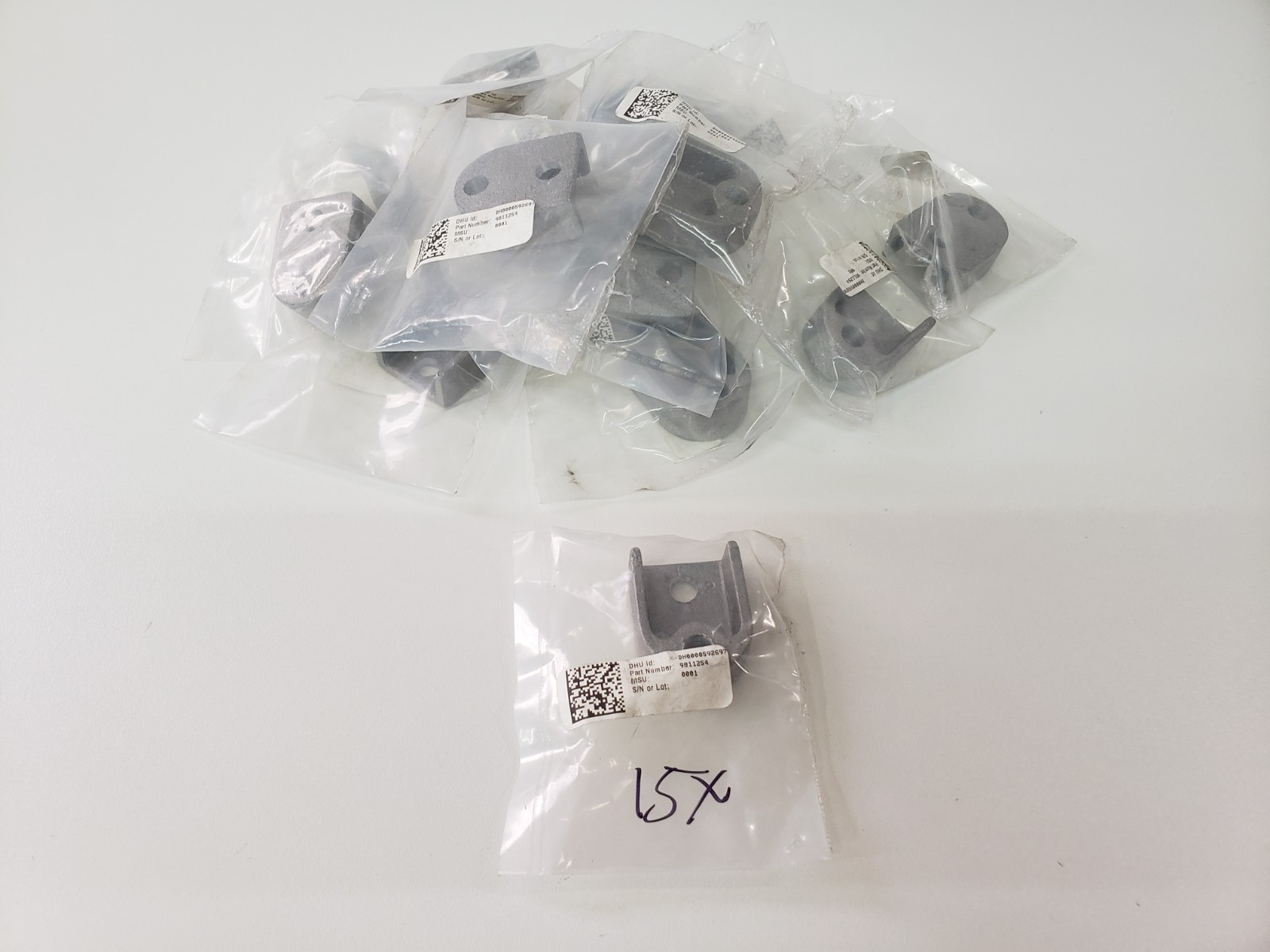 LOT of 15 – UNUSED – TKE ThyssenKrupp 9811254 Bracket