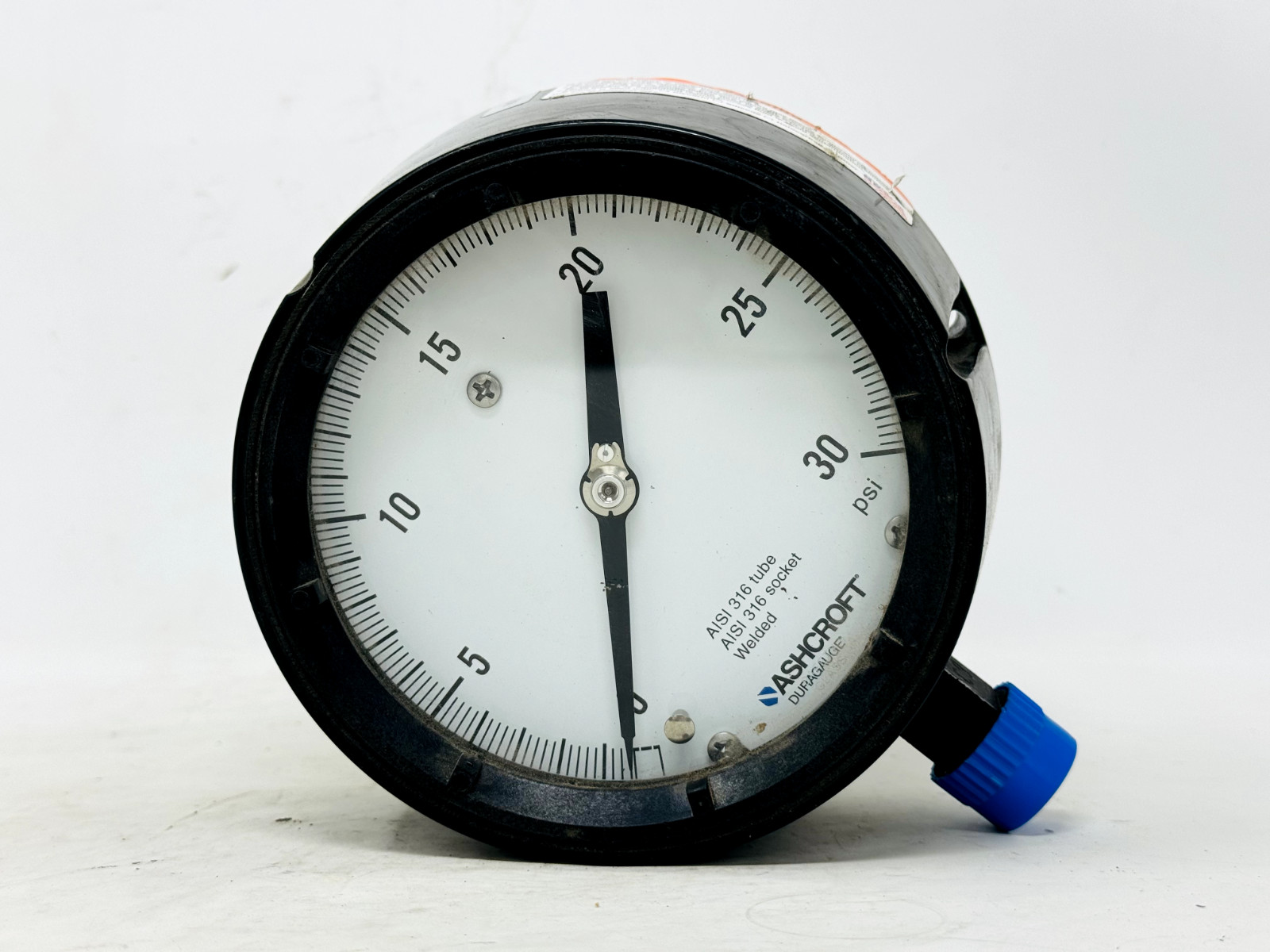 Ashcroft Duragauge 0-30 psi aisi 316 tube and socket Gauge used