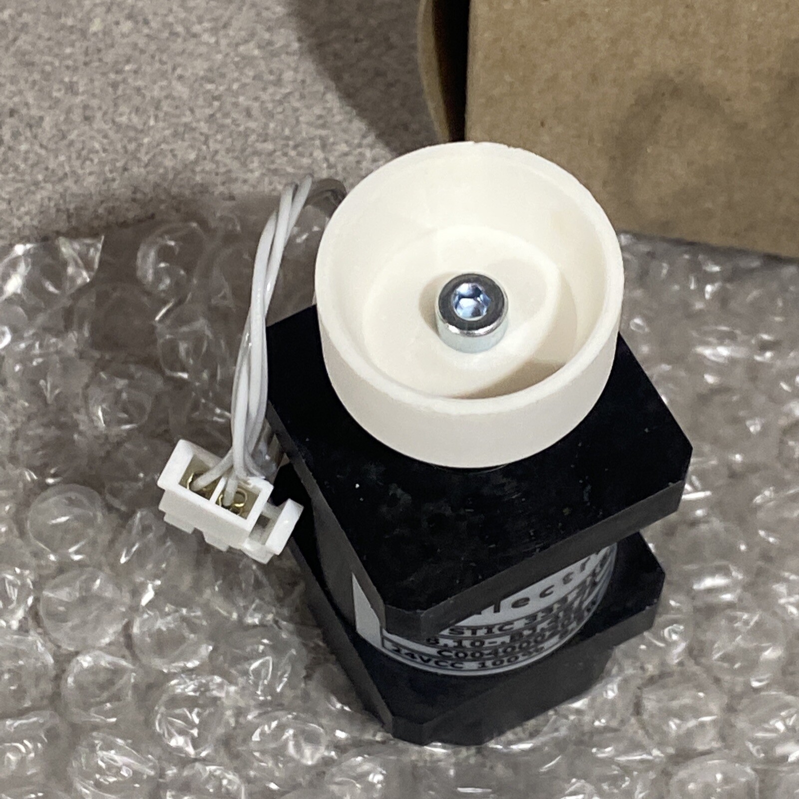 NEW – MECALECTRO SOLYSTIC 333 216/02 SOLENOID –.8.10-.BJ.45/A C004000205 24VCC