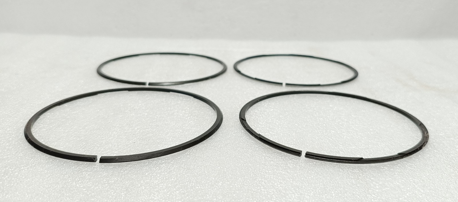 DETROIT DIESEL 23514970 TRUNK ENGINE PISTON RING SET 5199806 OEM NOS REPLACEMENT