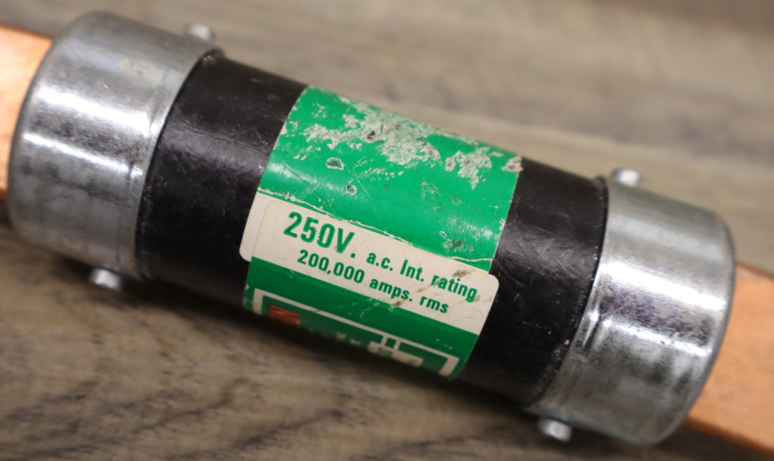 BUSS FUSETRON FRN-R-200 DUAL ELEMENT TIME DELAY 200A 250VAC