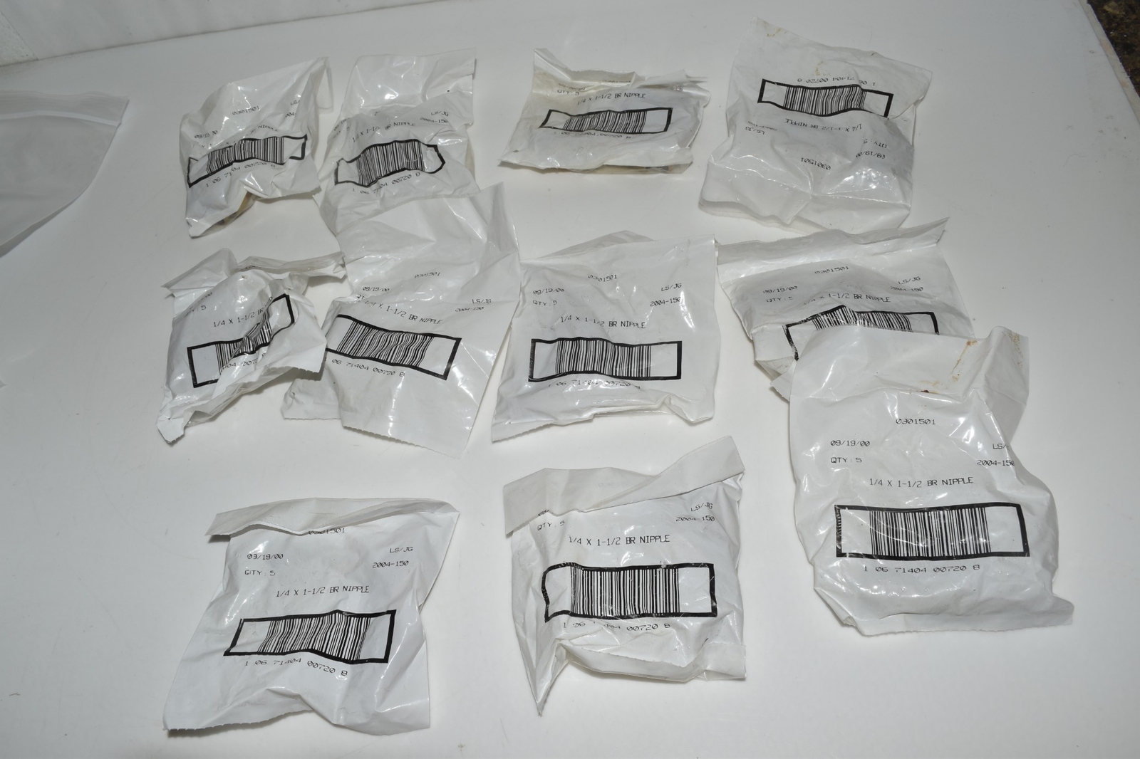 BLUEFIN 0301501 1/4 X 1-1/2 BR NIPPLE – LOT OF 11 (PLQ99)