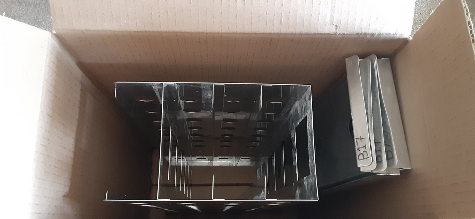 Thermo Scientific Freezer Rack w 5 Sliding Shelves Holds 25 Boxes 19200 G2U