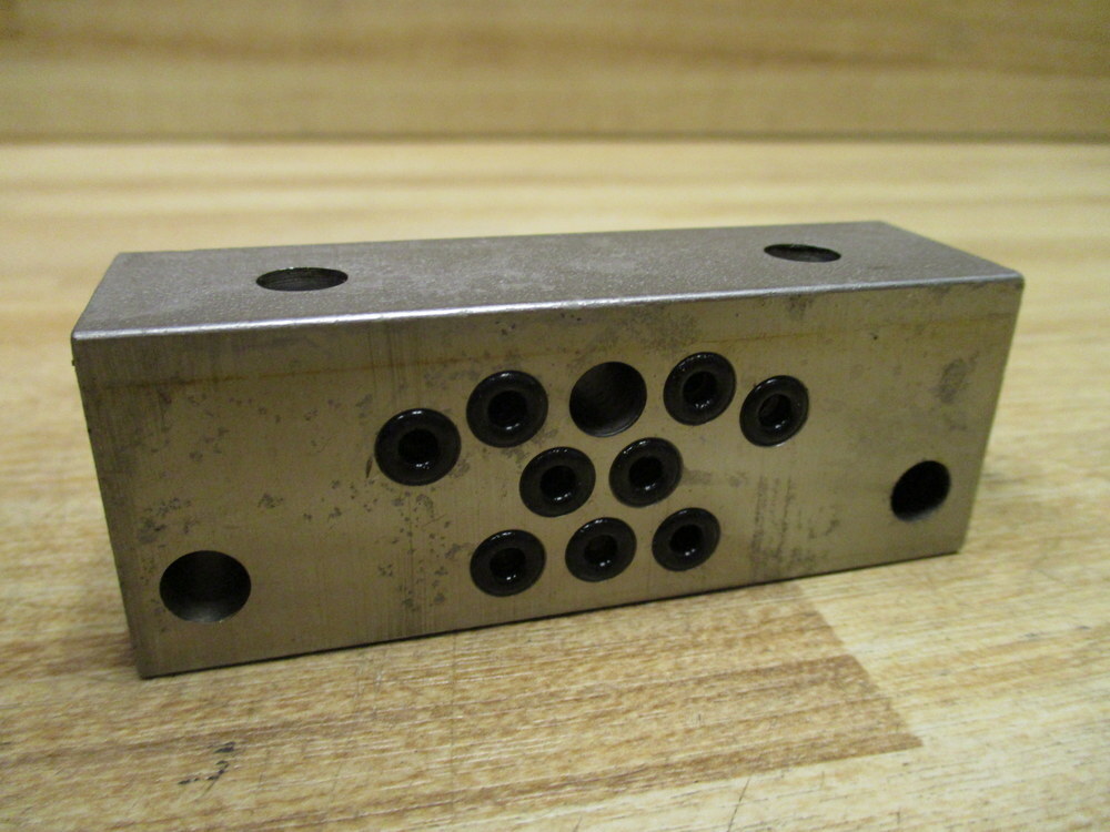 Lubriquip Trabon-Manzel M06 Modular Distributor Divider Block