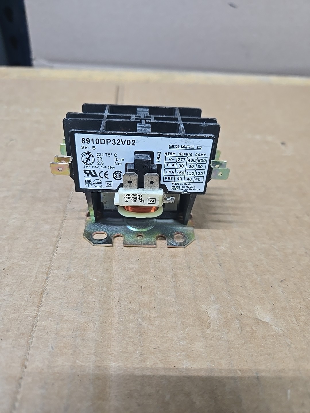 Square D 8910DP32V02, Contactor, 2 Pole-Open Type, 30 FLA @ 277-600V~ 120V~ 60Hz