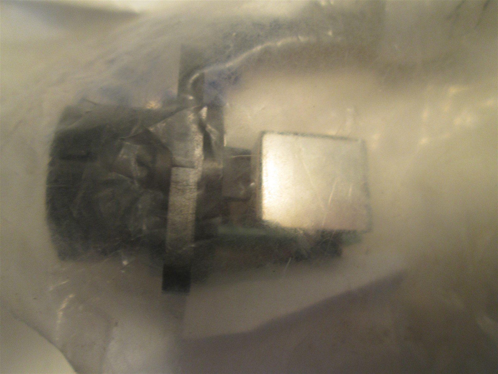 New Amphenol Socapex 190-036461-00 Connector