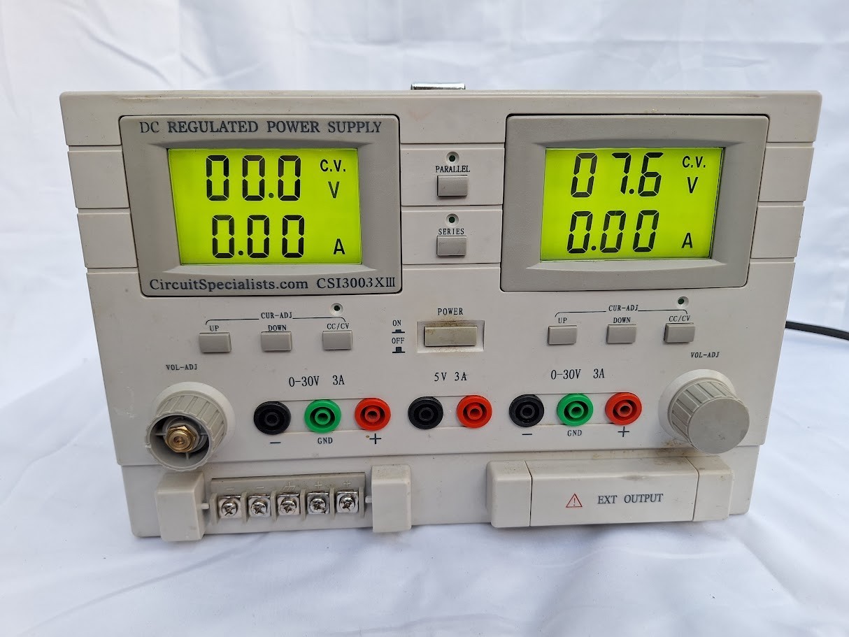 CIRCUIT SPECIALISTS CS13003X REGULATED POWER SUPPLY