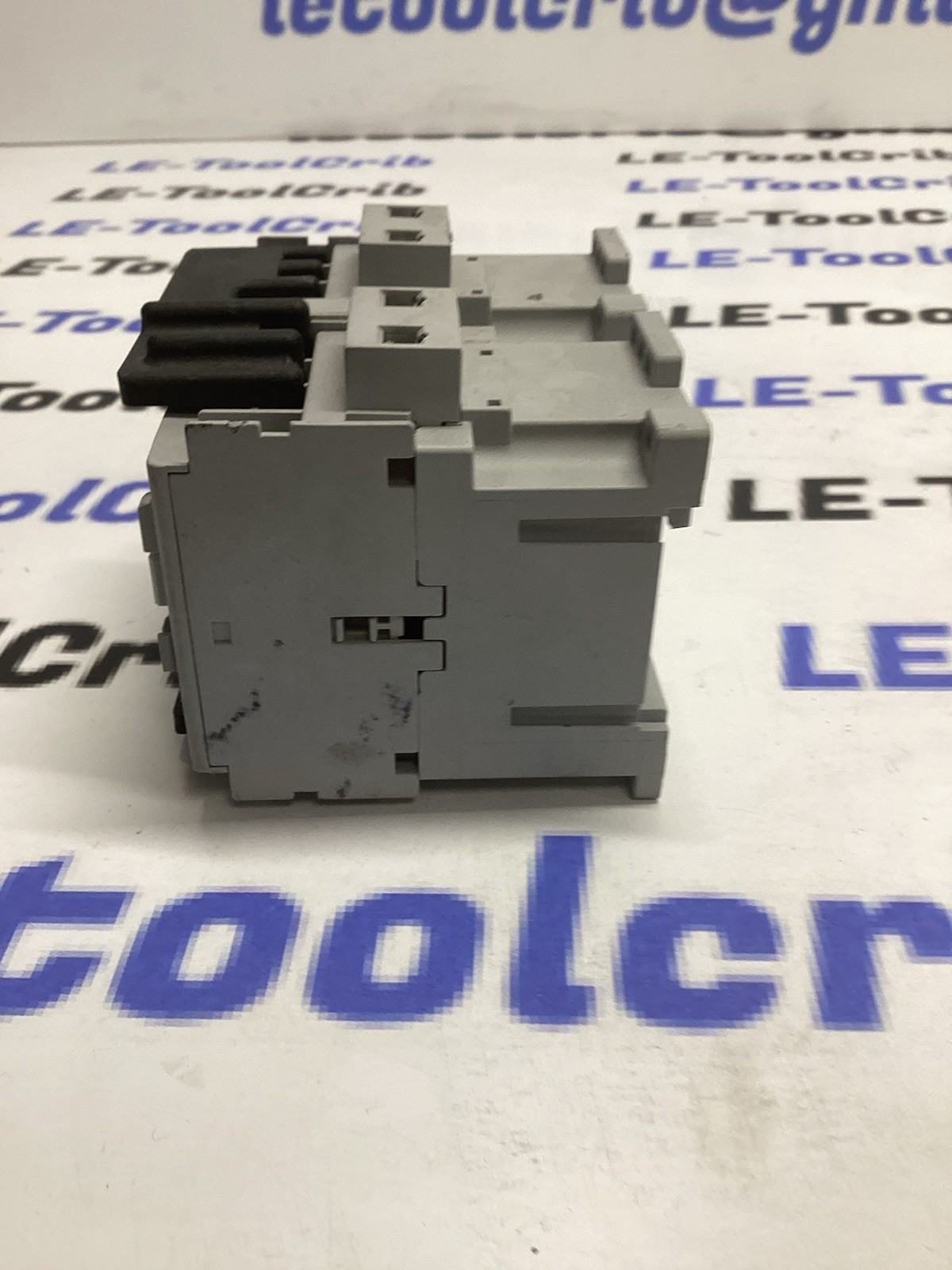 ALLEN-BRADLEY 104-C09EJ22 Ser B REVERSING CONTACTOR W/ 100-C09E*10 Ser A I-931