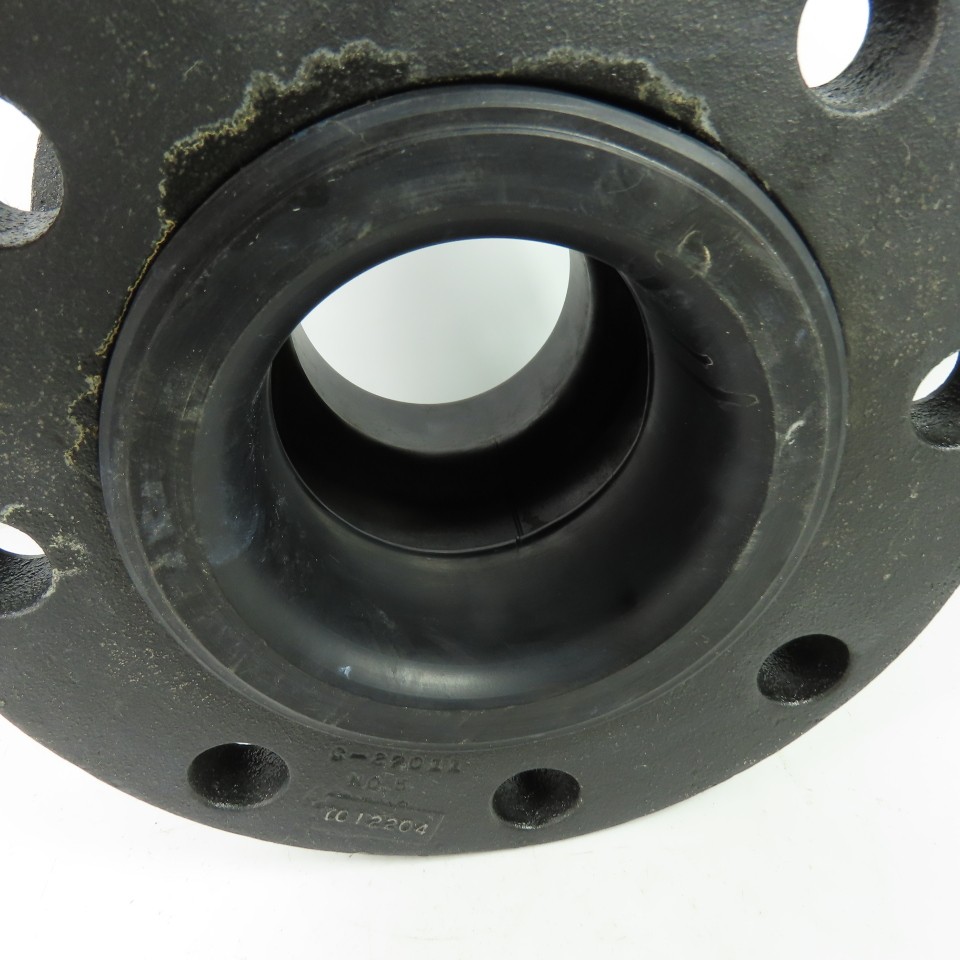 Garlock C-27011 8-Bolt Flange Garflex Connector NO. 5 Pipe Size 4″ Length 6″