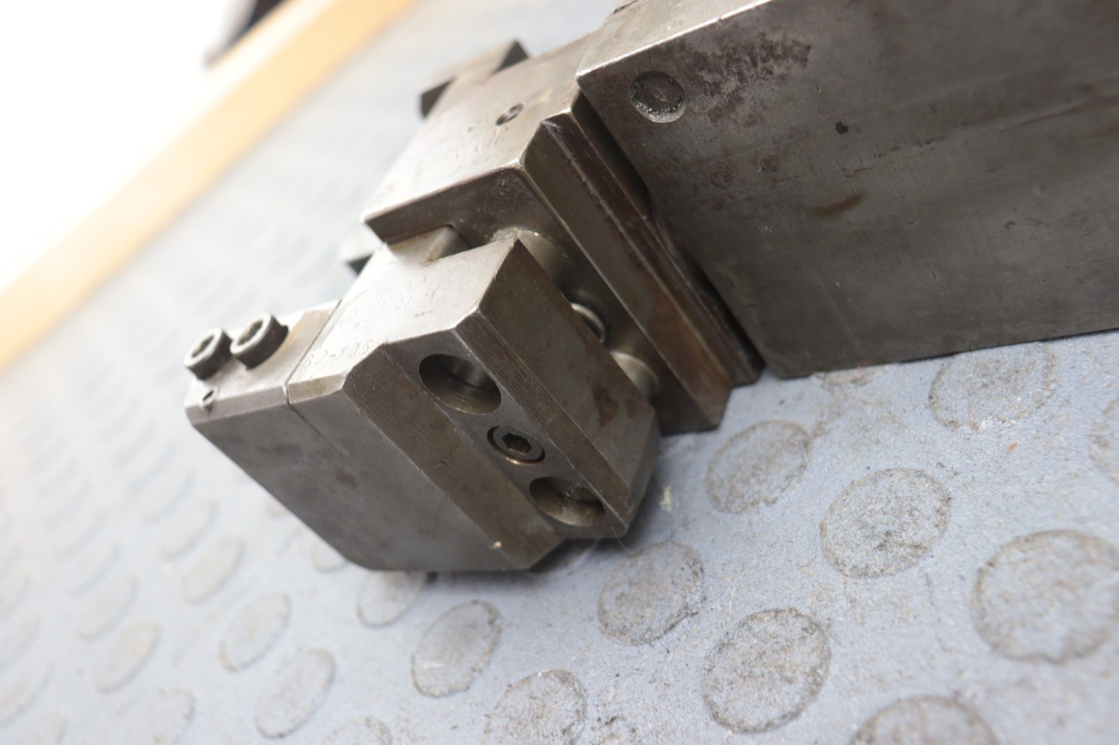 SLATER TOOL SLITTER SHAVE TOOL HEAD SCREW MACHINE 62-105 LOC8269
