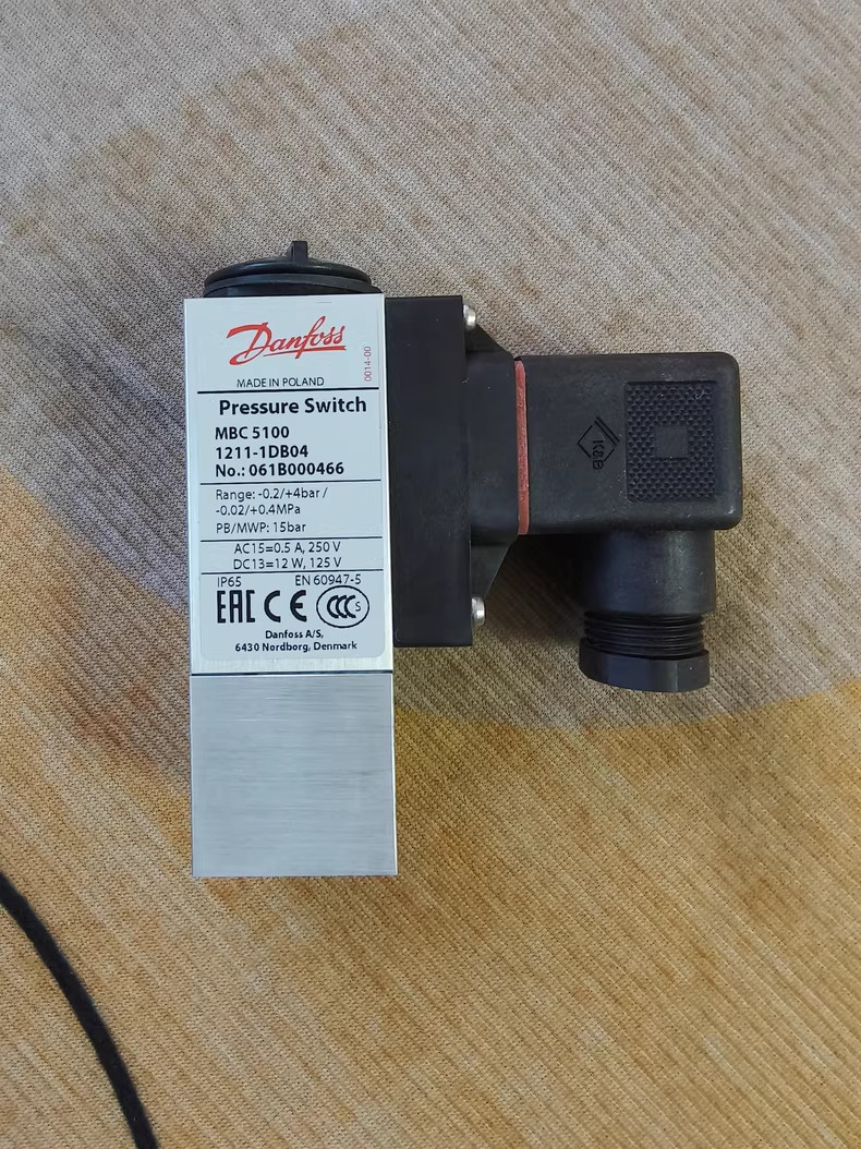 1PC New Danfoss MBC5100 Pressure Switch 061B000466 New Original DHL/Fedex