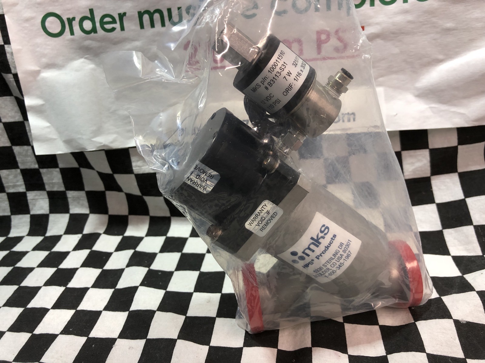 MKS ANGLE INLINE VALVE KF-25 WITH SOLENOID B3113-S31, LPV1-25-IK-CNVS-12SPS