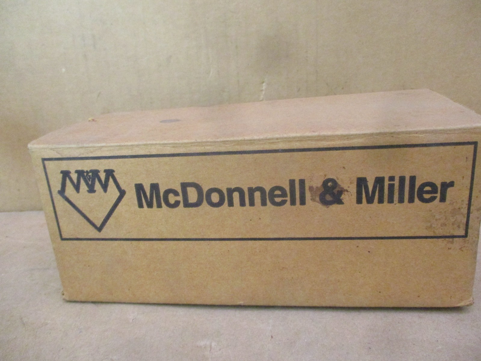 New Open Box ITT McDonnell & Miller FS4-3 Flow Switch 1NPT 114400 52705PRX