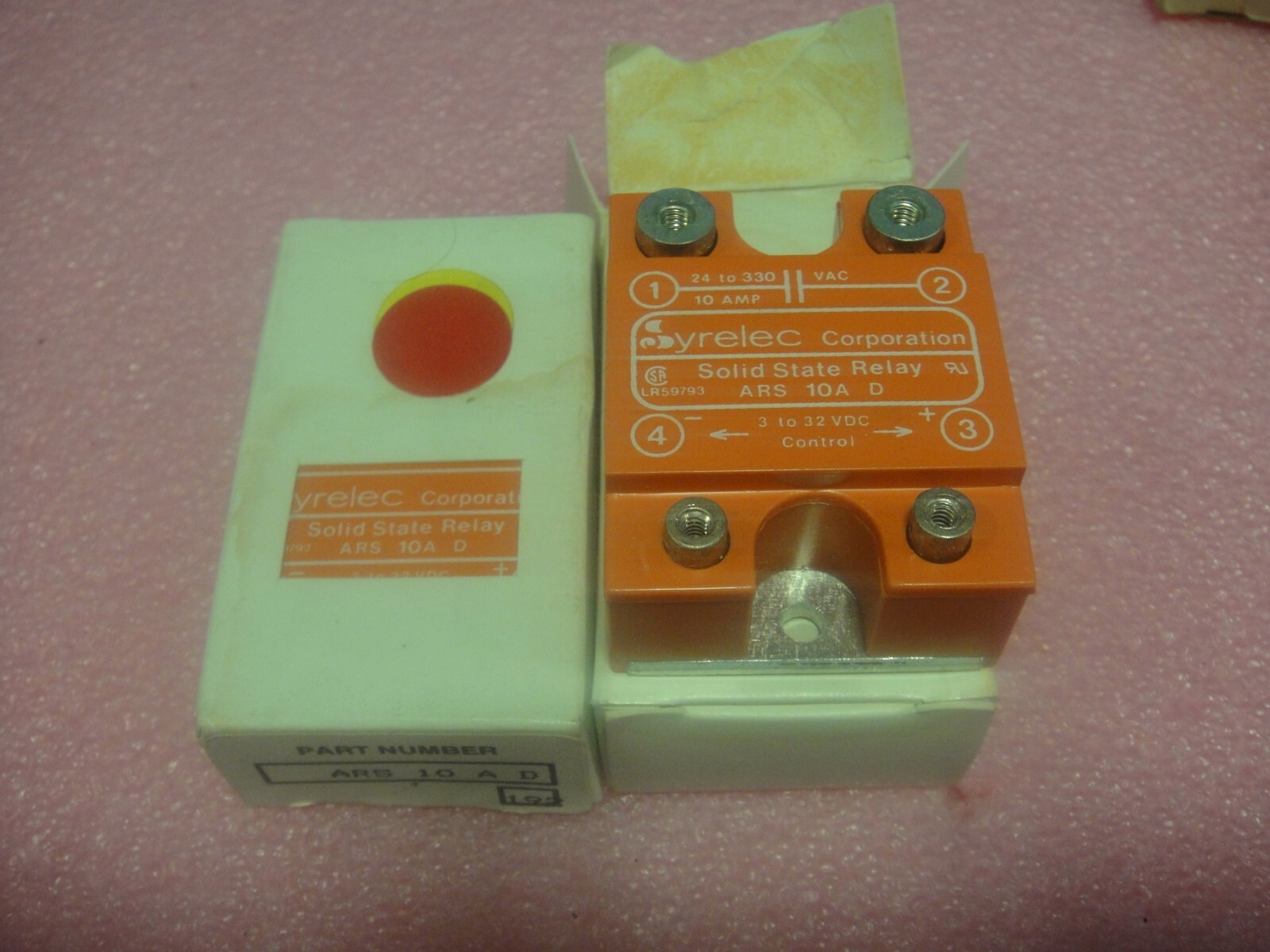 (Lot of 2) SYRELEC ARS 10A D SOLID STATE RELAY LR59793 3 to 32 VDC open box new