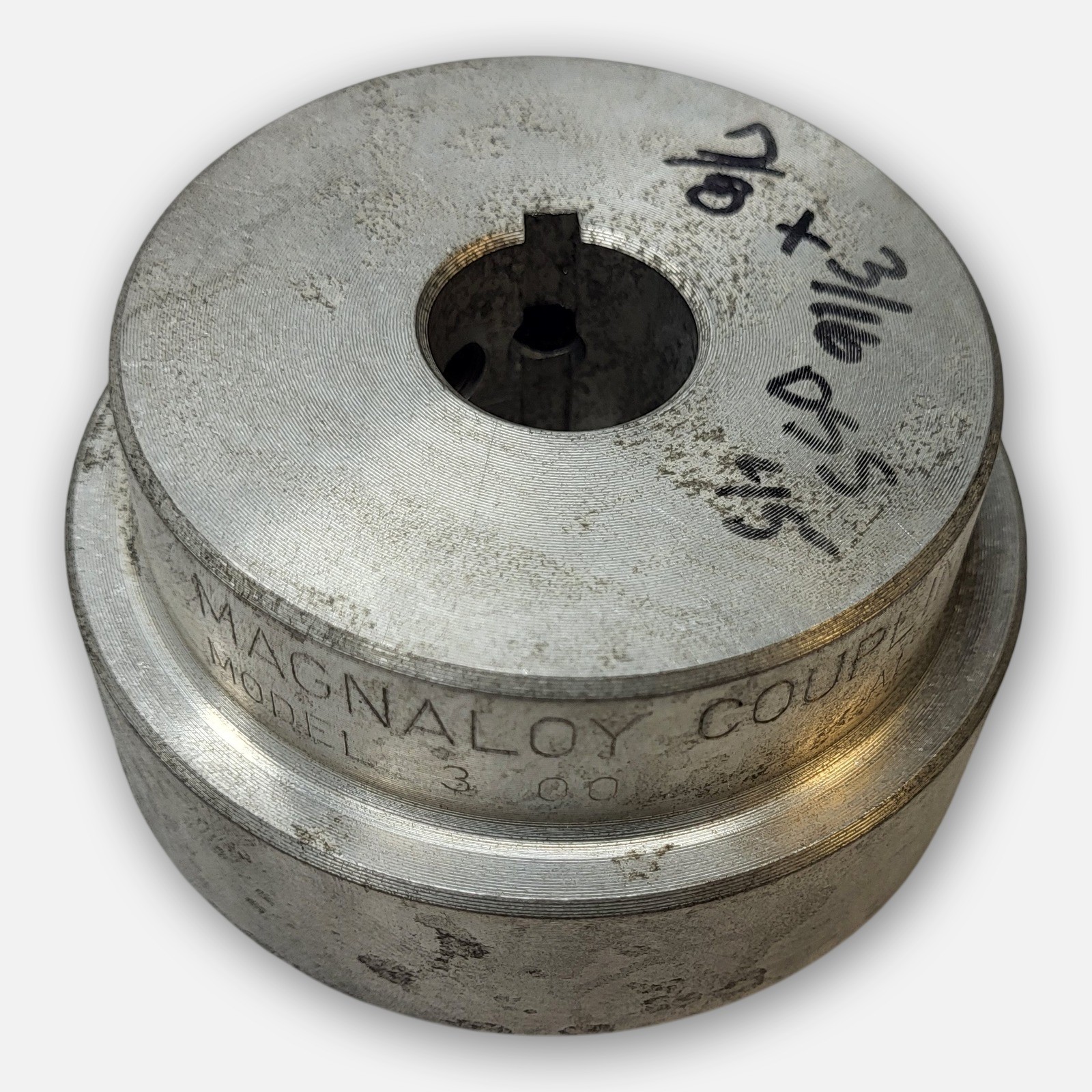LOT OF 2 NEW MAGNALOY 300 COUPLING HUB 7/8″ BORE X 3/16″ KEYWAY 45DEG