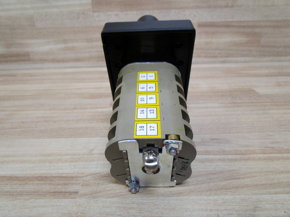 Rees 04925-380 Selector Switch 04925380 W/O Key