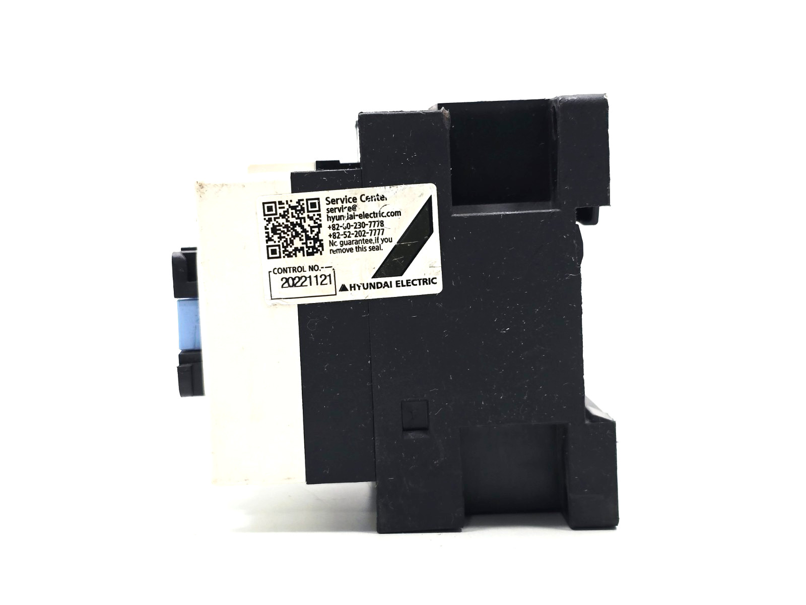 HYUNDAI HGR 22 AUXILIARY RELAY IEC/EN 60947-5-1 ( HGR22 ) LOT OF 2