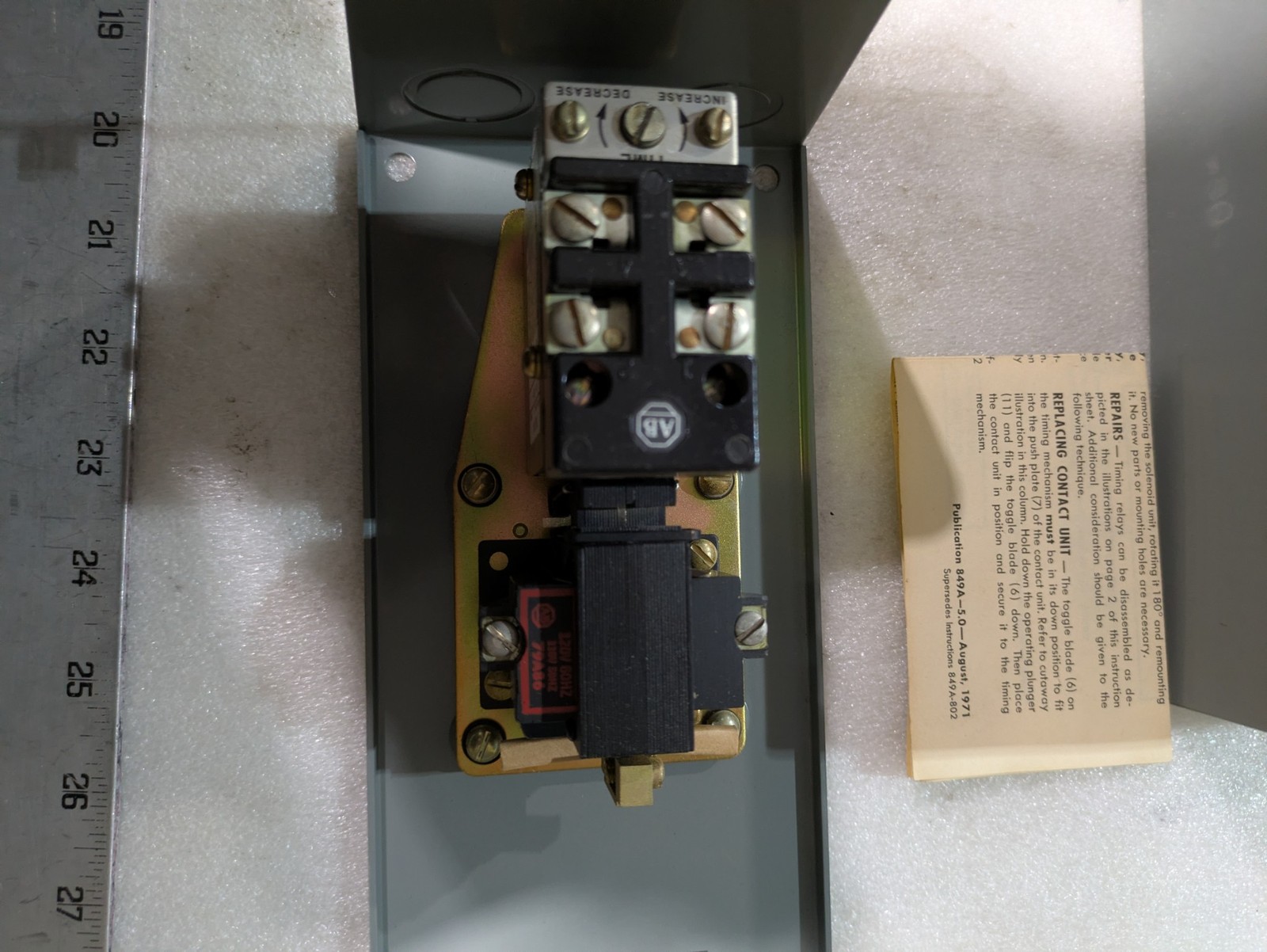 Allen Bradley 849A-ZAD24 Pneumatic Timing Relay 110/120VAC Series C Industrial O