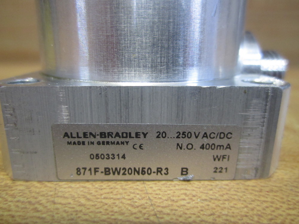 Allen Bradley 871F-BW20N50-R3 Inductive Proximity Sensor 871FBW20N50R3
