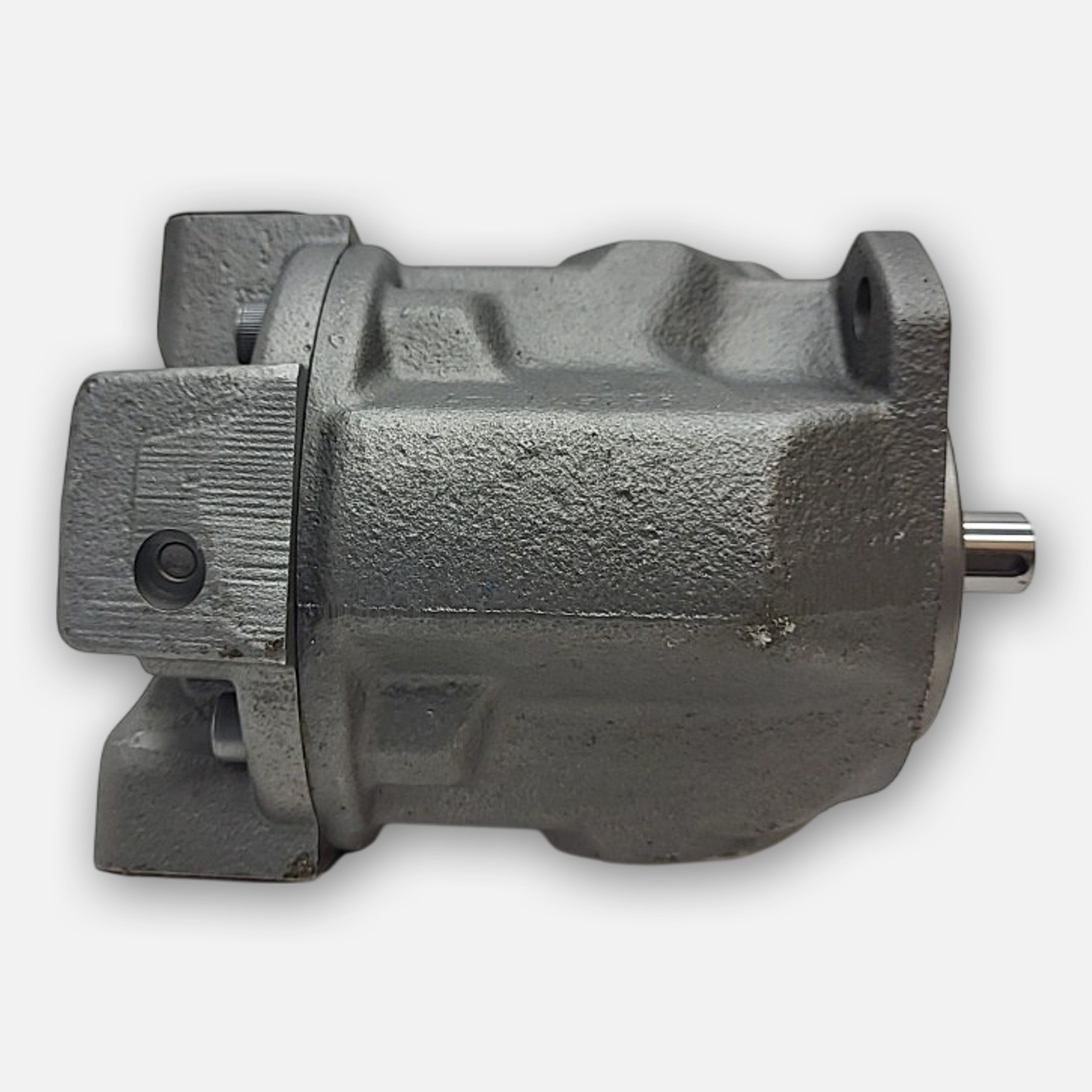 NEW BOSCH REXROTH AA10VS028DFR/31R-PKC62N00 AXIAL PISTON HYDRAULIC PUMP