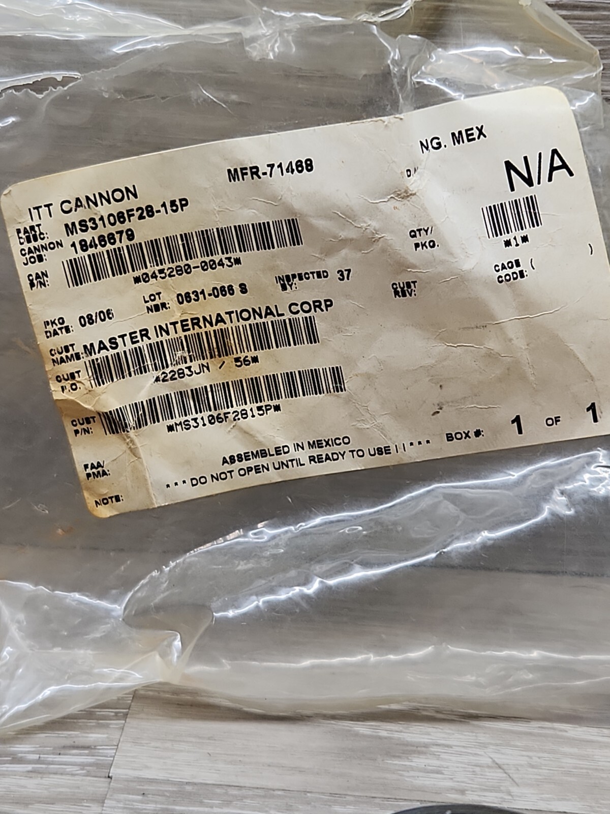 ITT CANNON MS3106F28-15P ( Nos ) Read Description