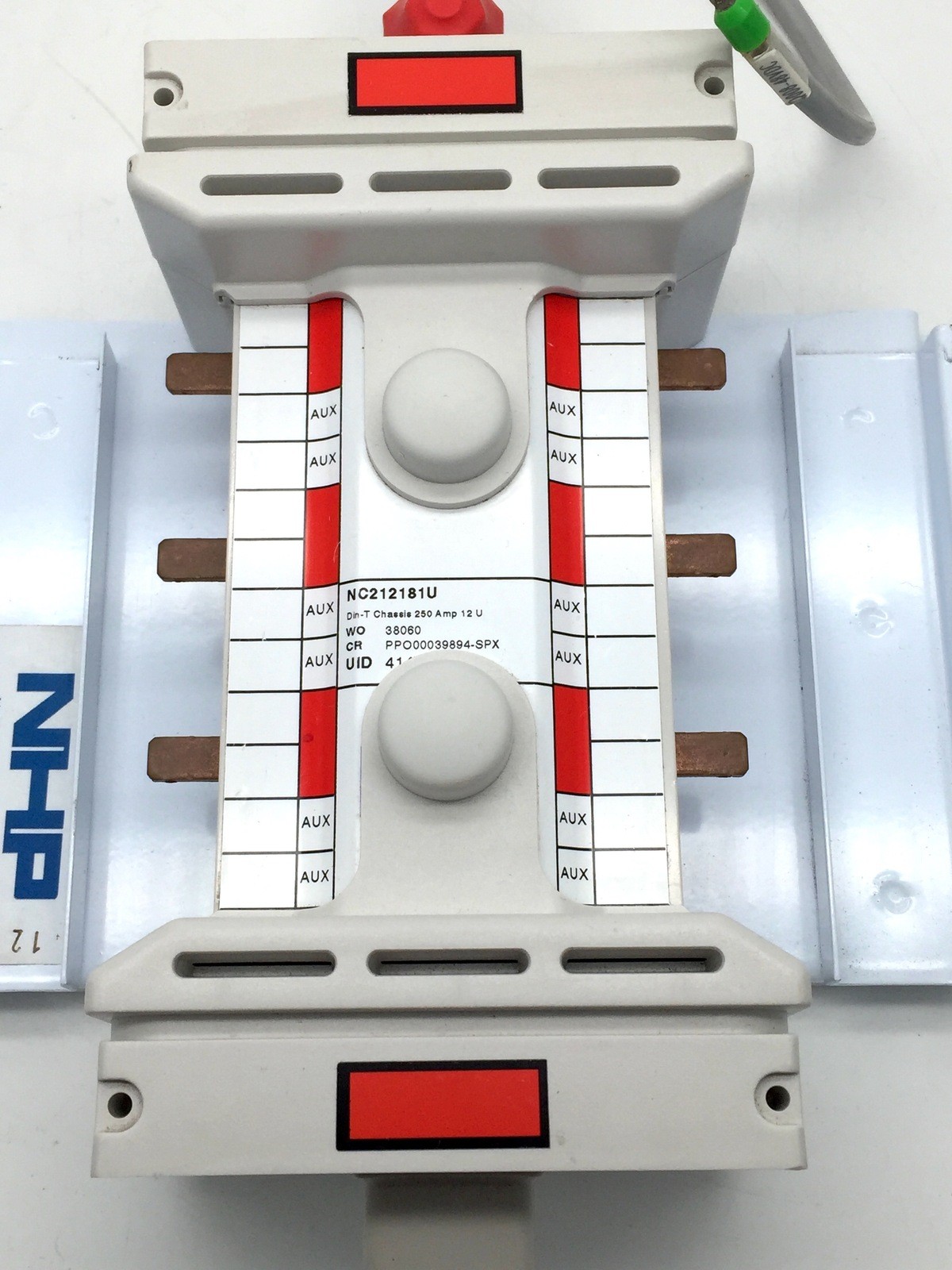 NHP NC 212181U DIN-T Busbar Chassis DINT Q008-48V DC