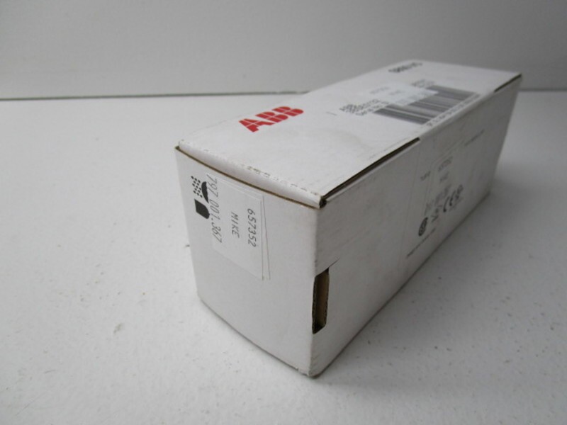 ABB 3BSE013230R1 COMPACT MODULE TERMINATION UNIT * FACTORY SEALED *
