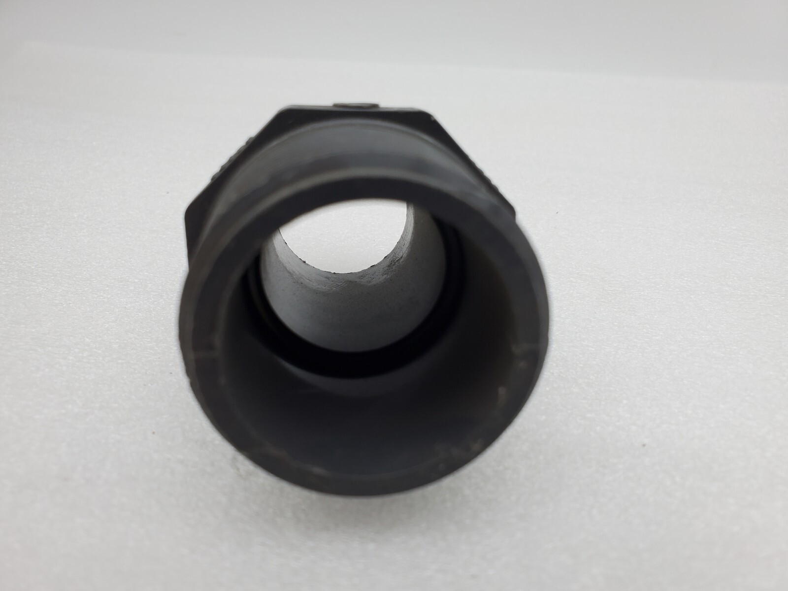 Spears Gray Straight Insert Adapter 1-1/4″ Thread to Barb 1″ID (1-1/2″OD) TT302