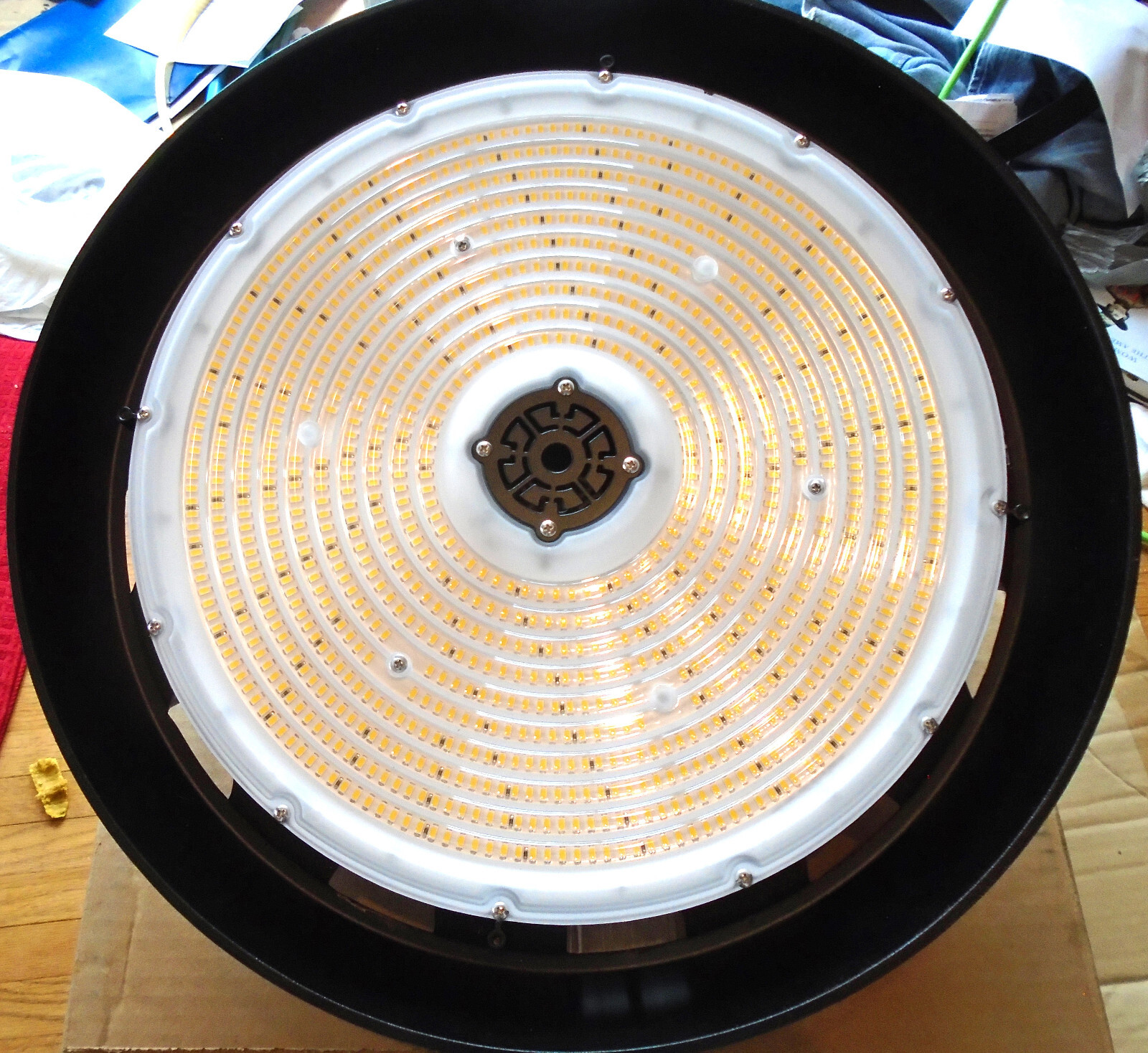 PLT-11908 18 inch High Bay UFO LED Light Lamp Warehouse 400W 5k Kelvin 120-277V