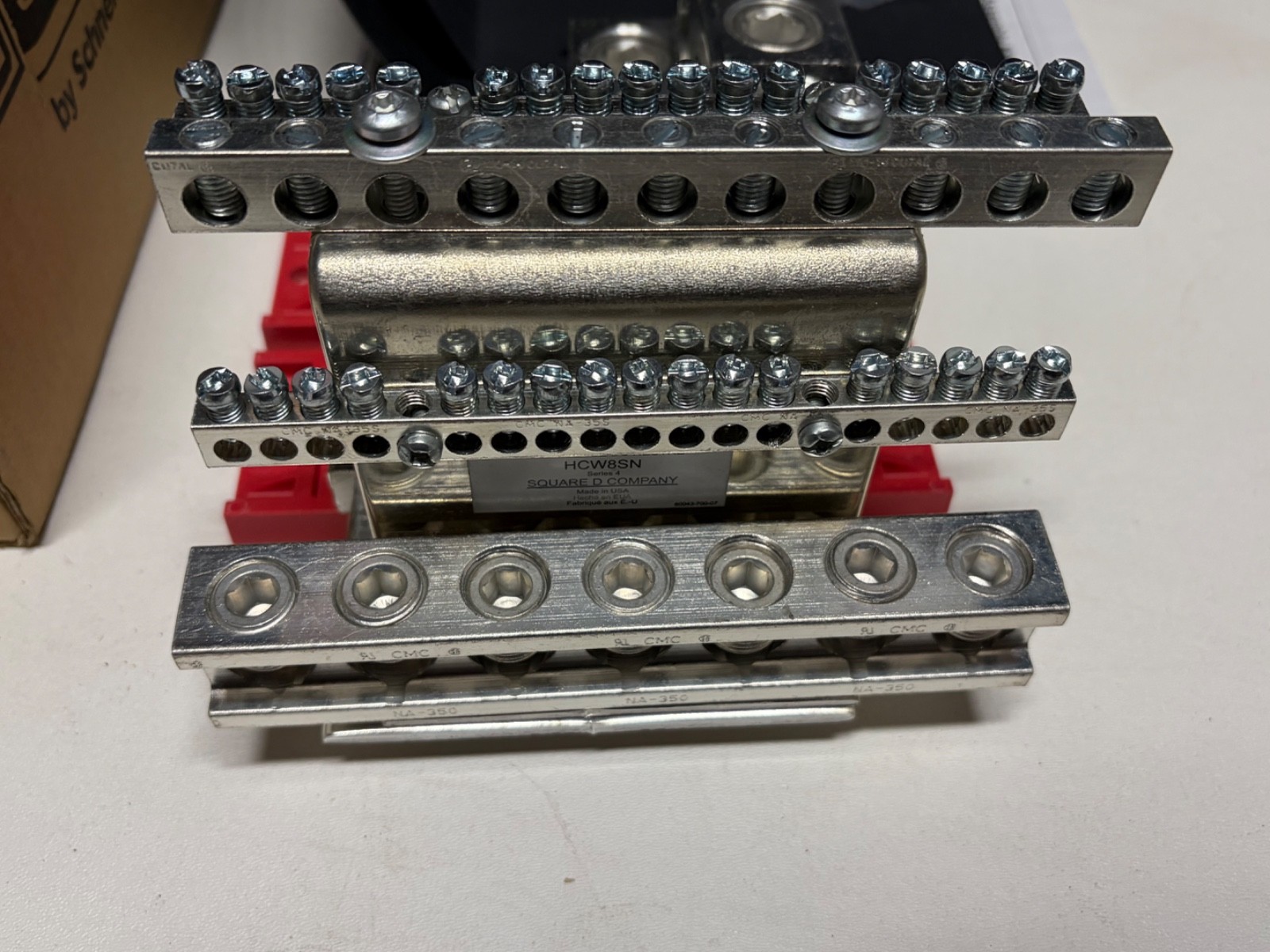 Square D HCW8SN I-Line Neutral Assembly 800A Main Lugs