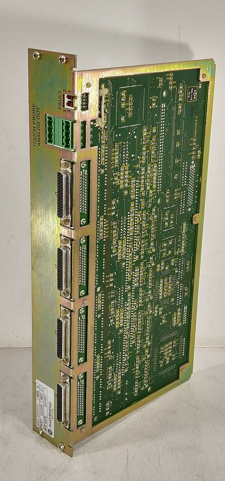 1 USED ALLEN-BRADLEY 8520-ENC4 DIGITAL 4AXIS SERVO MODULE SER. B REV. 01