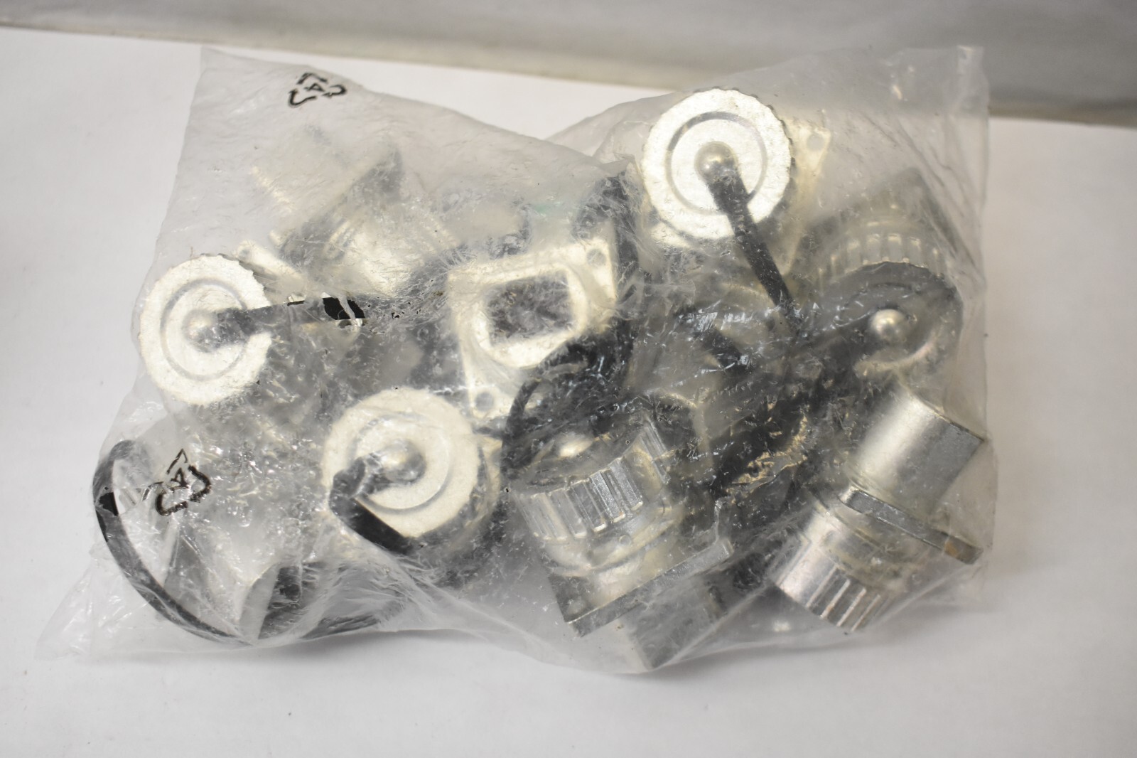 Lot of 10 Amphenol Circular MIL Spec Connectors Aluminum Housings 785-10000